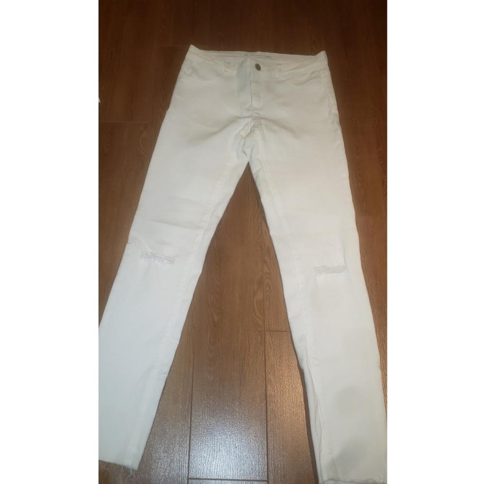COPY - ZARA JEANS NEVER WORN